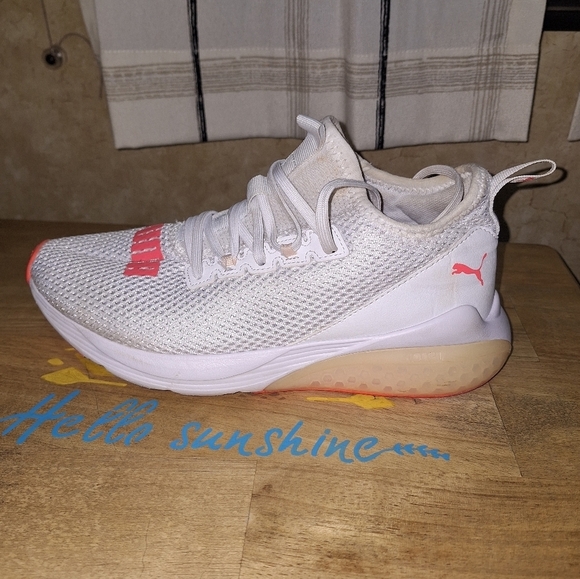 Puma Iocell White Neon Pink Running Shoes Sneakers Women's Size 8.5. - Picture 3 of 15